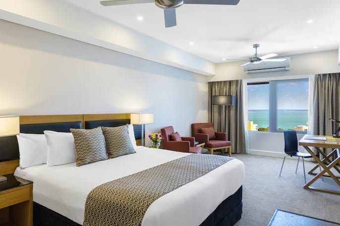 Oaks Darwin Elan Hotel